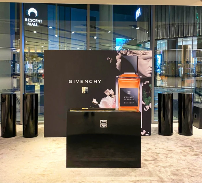 Foto Zona Givenchy