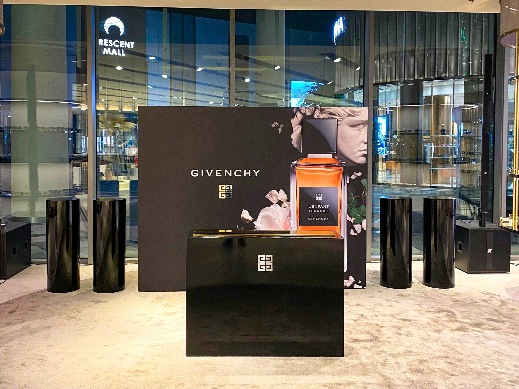 Foto Zona Givenchy